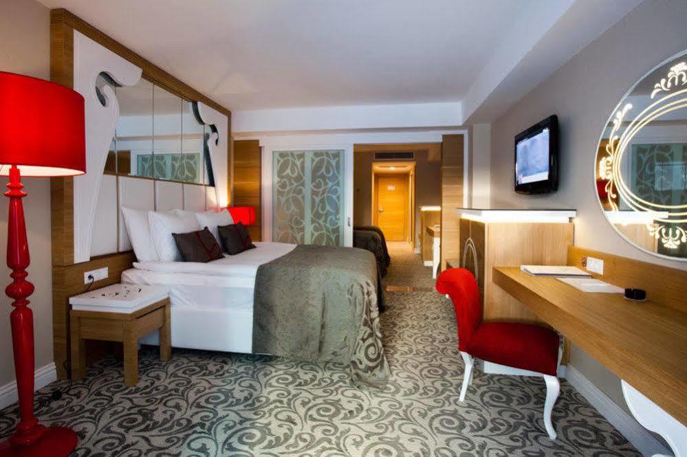 Q Premium Resort Hotel Okurcalar Eksteriør billede